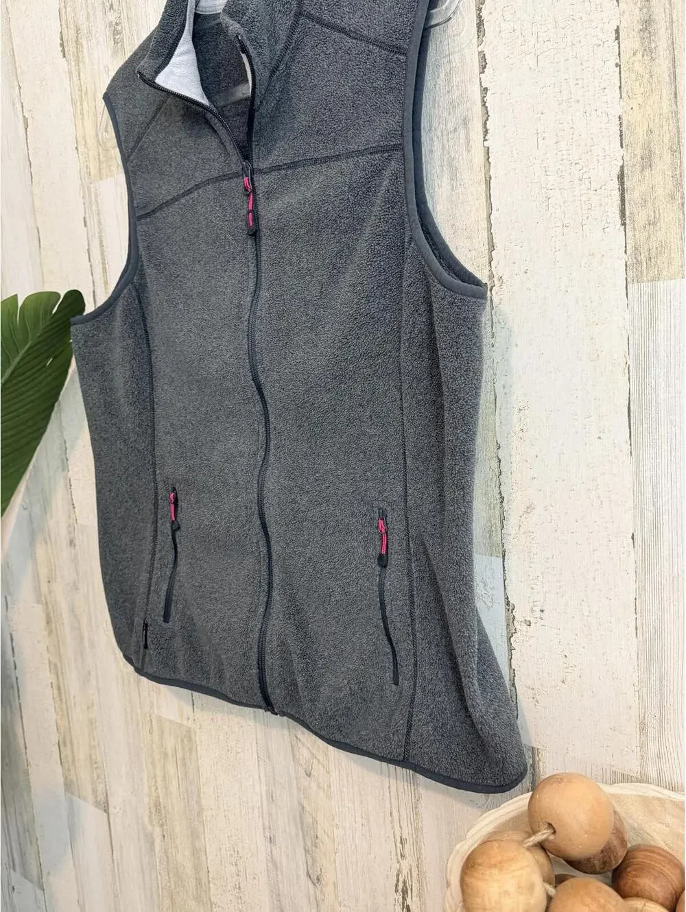 Guide Series Women’s Size Large Gray Zip Front Fleece Vest